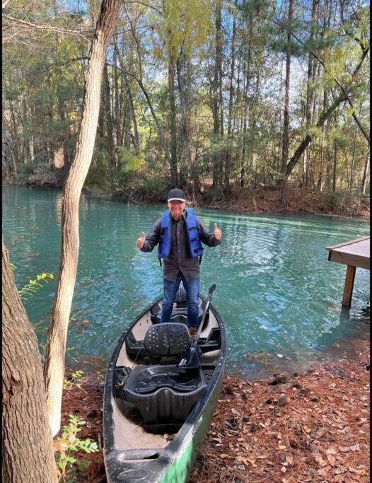 Waller Waterfront Houston Hide Out In A Magical Forest מראה חיצוני תמונה