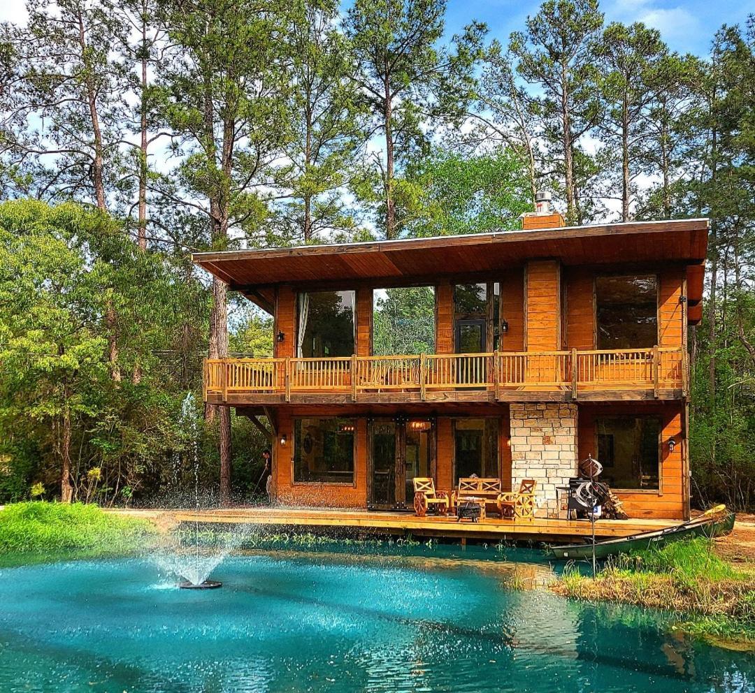 Waller Waterfront Houston Hide Out In A Magical Forest מראה חיצוני תמונה
